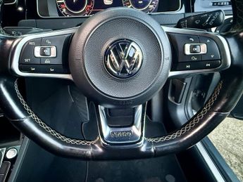 VOLKSWAGEN GOLF 2.0 TDI BlueMotion Tech GTD