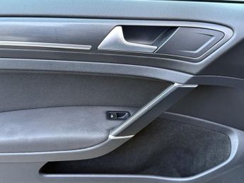 VOLKSWAGEN GOLF 2.0 TDI BlueMotion Tech GTD