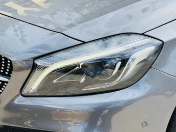 MERCEDES-BENZ A CLASS 2.1 A200d AMG Line (Premium Plus) 7G-DCT Euro 6 (s/s) 5dr