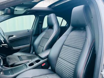 MERCEDES-BENZ A CLASS 2.1 A200d AMG Line (Premium Plus) 7G-DCT Euro 6 (s/s) 5dr