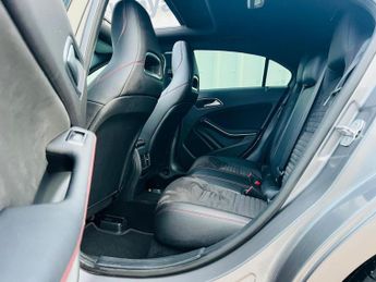 MERCEDES-BENZ A CLASS 2.1 A200d AMG Line (Premium Plus) 7G-DCT Euro 6 (s/s) 5dr