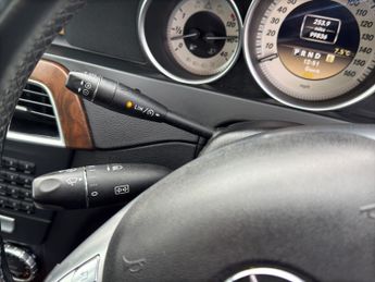 MERCEDES-BENZ C CLASS 1.8 C180 BlueEfficiency Elegance