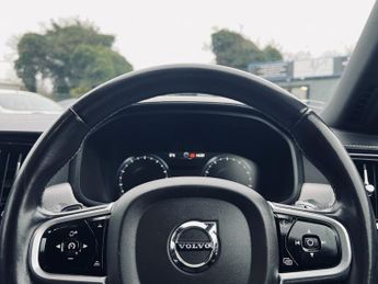 VOLVO V90 2.0 T5 R-Design Plus Estate 5dr Petrol Auto Euro 6