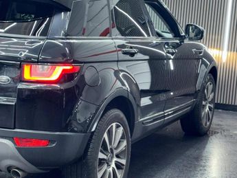 LAND ROVER RANGE ROVER EVOQUE 2.0 TD4 SE Tech Auto 4WD Euro 6 (s/s) 5dr