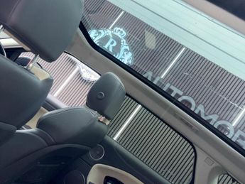 LAND ROVER RANGE ROVER EVOQUE 2.0 TD4 SE Tech Auto 4WD Euro 6 (s/s) 5dr