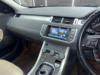 LAND ROVER RANGE ROVER EVOQUE 2.0 TD4 SE Tech Auto 4WD Euro 6 (s/s) 5dr