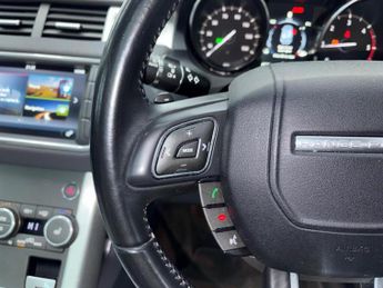 LAND ROVER RANGE ROVER EVOQUE 2.0 TD4 SE Tech Auto 4WD Euro 6 (s/s) 5dr
