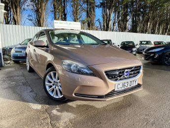 Volvo V40 R-DESIGN