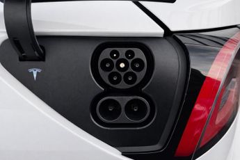 TESLA MODEL 3 (Dual Motor) Long Range