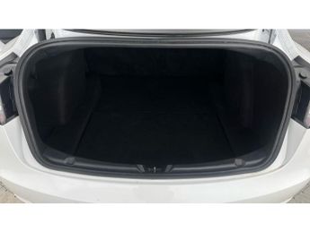 TESLA MODEL 3 (Dual Motor) Long Range