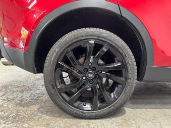 LAND ROVER DISCOVERY SPORT 2.0 TD4 HSE Black Auto 4WD Euro 6 (s/s) 5dr