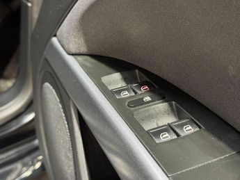 SEAT LEON 1.6 TDI CR SE Copa DSG Euro 5 5dr