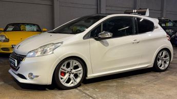 Peugeot 208 1.6 THP GTi White 3dr PANROOF+SATNAV+9STAMPS