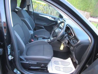 FORD FOCUS 1.0T EcoBoost Zetec Auto Euro 6 (s/s) 5dr
