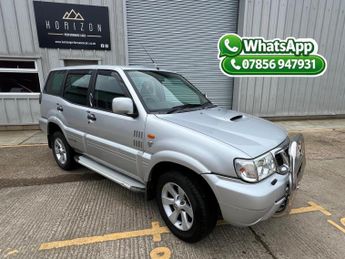 Nissan Terrano 2.7 TD Sport