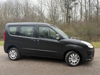 Fiat Doblo 1.6 Doblo Mylife 1.6 16v Multijet 90hp Dualogic