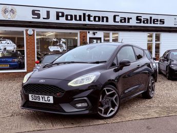 Ford Fiesta 1.5 T EcoBoost ST-2