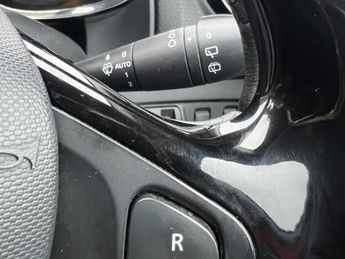 RENAULT CLIO 1.5 Dynamique S MediaNav dCi 90 EDC Auto