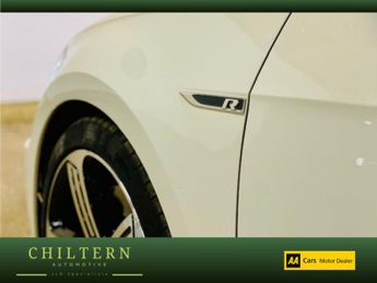 VOLKSWAGEN GOLF 2.0 TSI BlueMotion Tech R