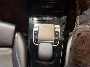 MERCEDES-BENZ A CLASS 1.5 A180d Sport (Executive) 7G-DCT Euro 6 (s/s) 5dr