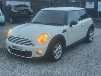 MINI HATCH 1.6 One Hatch