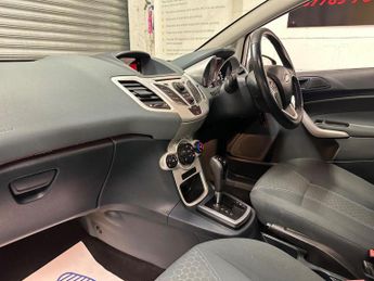 FORD FIESTA 1.4 Zetec 5dr