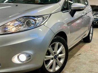 FORD FIESTA 1.4 Zetec 5dr