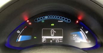 NISSAN LEAF 30kWh Acenta Electric Automatic Black 5dr SATNAV+LOWTAX