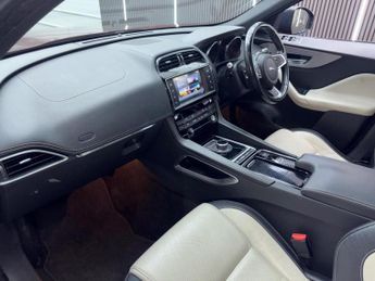 JAGUAR F-PACE 2.0 D180 R-Sport Auto AWD Euro 6 (s/s) 5dr