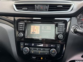 NISSAN QASHQAI 1.3 DIG-T N-Connecta