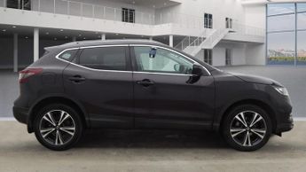 NISSAN QASHQAI 1.3 DIG-T N-Connecta