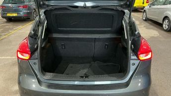 FORD FOCUS 1.0T EcoBoost Titanium Euro 6 (s/s) 5dr