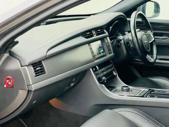 JAGUAR XF 3.0 V6 S Auto Euro 6 (s/s) 4dr