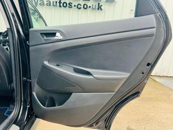 HYUNDAI TUCSON 1.7 CRDi Blue Drive SE DCT Euro 6 (s/s) 5dr