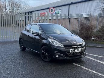 PEUGEOT 208 1.2 PureTech Black Edition