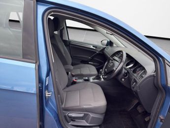 VOLKSWAGEN GOLF 1.4 TSI BlueMotion Tech SE