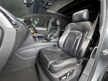 AUDI Q7 3.0 TDI V6 S line Style Edition