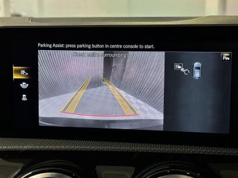 MERCEDES-BENZ A CLASS 2.0 A35 AMG