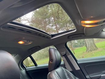 VOLVO S60 2.0 D3 SE Lux Nav Geartronic Euro 5 (s/s) 4dr