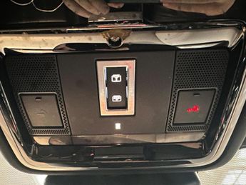 LAND ROVER RANGE ROVER VELAR 2.0 D180 R-Dynamic SE Auto 4WD Euro 6 (s/s) 5dr