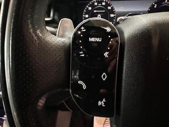 LAND ROVER RANGE ROVER VELAR 2.0 D180 R-Dynamic SE Auto 4WD Euro 6 (s/s) 5dr