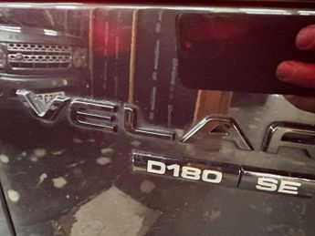 LAND ROVER RANGE ROVER VELAR 2.0 D180 R-Dynamic SE Auto 4WD Euro 6 (s/s) 5dr