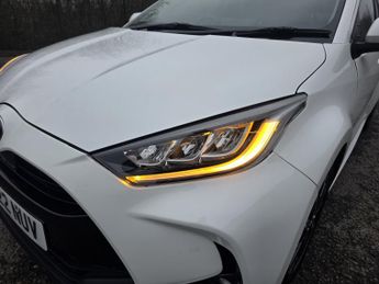 TOYOTA YARIS 1.5 VVT-h Design