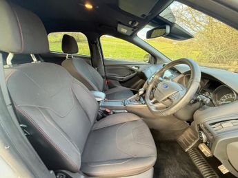 FORD FOCUS 1.5 TDCi ST-Line