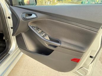 FORD FOCUS 1.5 TDCi ST-Line