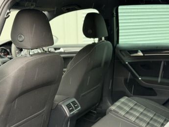 VOLKSWAGEN GOLF 2.0 TDI BlueMotion Tech GTD