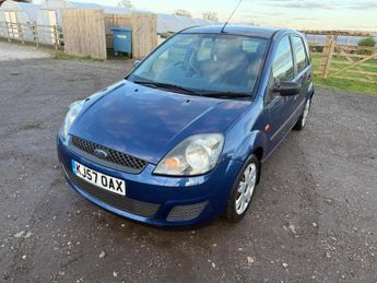 FORD FIESTA 1.4 Style 5dr