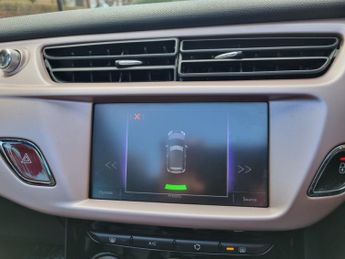 DS AUTOMOBILES DS 3 CABRIO 1.2 PureTech Givenchy Le Makeup