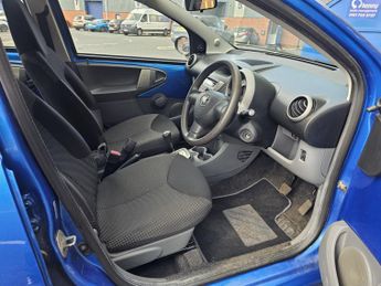 TOYOTA AYGO 1.0 VVT-i Blue