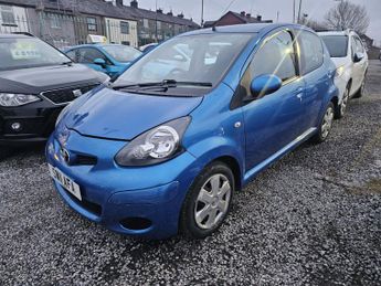TOYOTA AYGO 1.0 VVT-i Blue